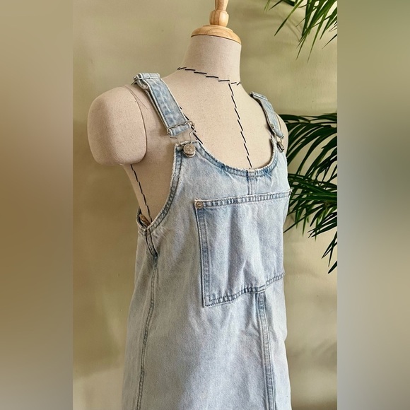 Zara Dresses & Skirts - ZARA Light Wash Denim Mini Overall Dress | XS